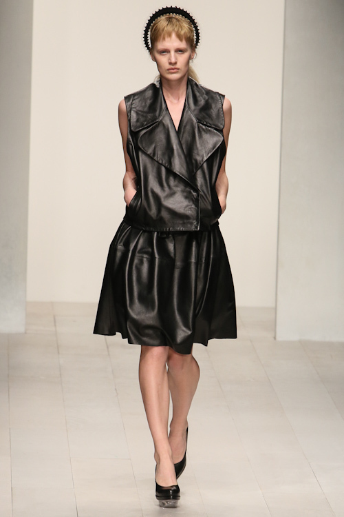 シモーネ ロシャ(SIMONE ROCHA) 2013年春夏ウィメンズコレクション シルエット - 写真21