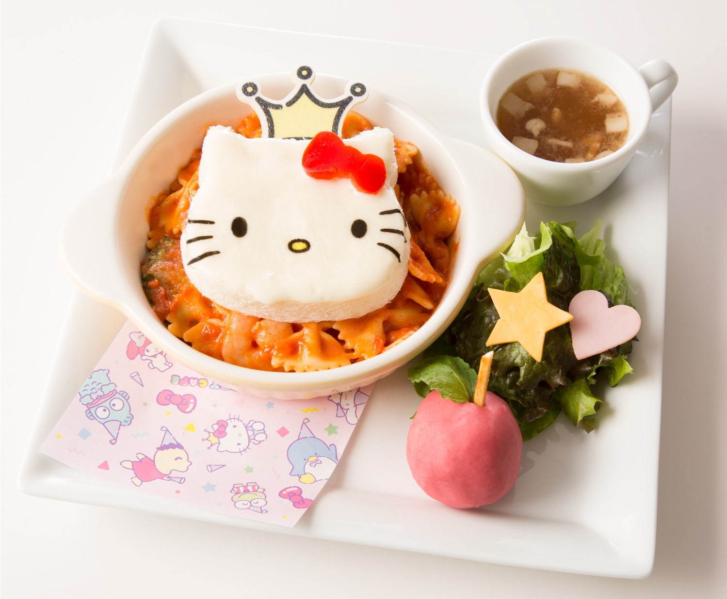 ハローキティカフェ」西武池袋に限定オープン、ハローキティのタピオカ 
