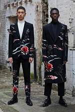 アレキサンダー・マックイーン 2019年秋冬コレクション - 英国ロマンの揺るぎない気品｜写真34