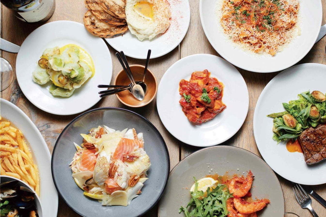 「トランク ホテル」のダイニング「トランク キッチン」