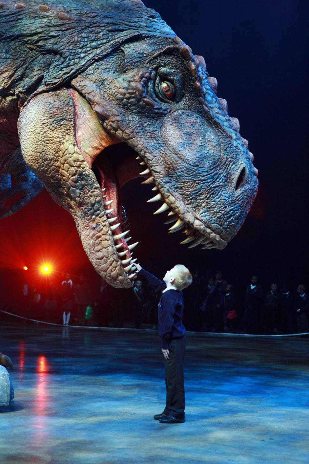 世界最大の恐竜ショー「ウォーキング・ウィズ・ダイナソー ライブエクスペリエンス」が横浜で開催｜写真2