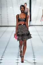 ジェイソン ウー 2013年春夏コレクション - ソフトでありながらエッジを効かせたフェミニンルック｜写真23