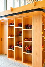 「高輪ゲートウェイシティ」高輪ゲートウェイ駅～泉岳寺駅直結の再開発、商業施設 ニュウマン高輪やホテル｜写真92