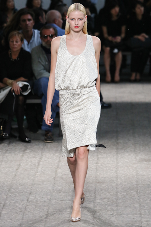 ヌメロ ヴェントゥーノ 2013年春夏<span>コレクション</span> - 写真25
