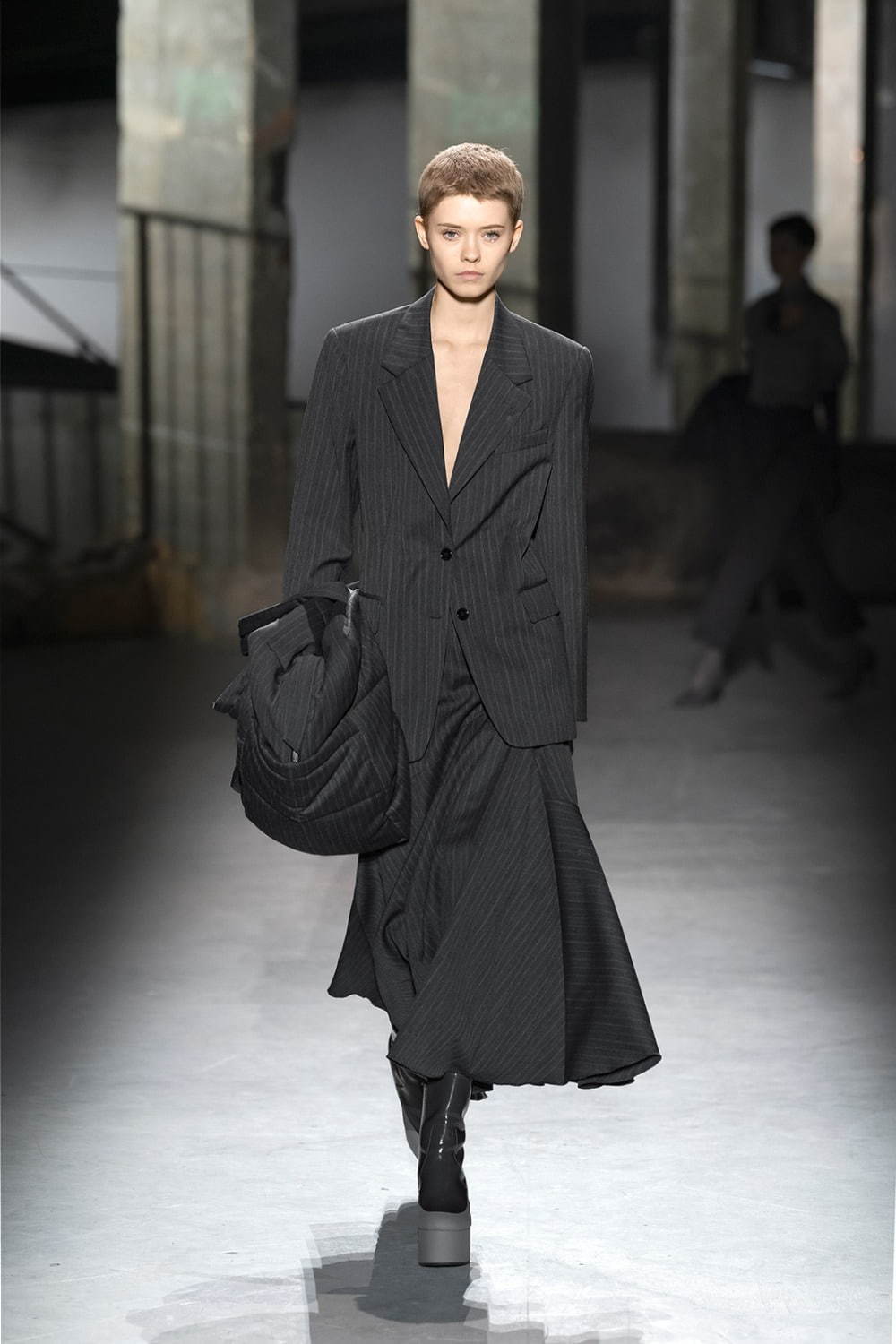 ドリス ヴァン ノッテン(DRIES VAN NOTEN) 2019-20年秋冬ウィメンズコレクション  - 写真5