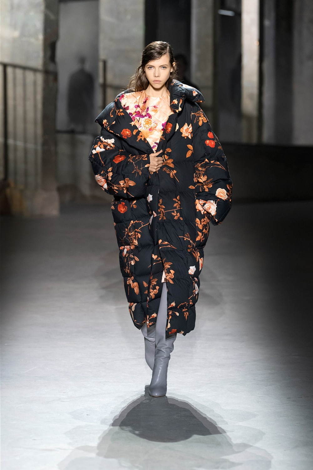 ドリス ヴァン ノッテン(DRIES VAN NOTEN) 2019-20年秋冬ウィメンズコレクション  - 写真45