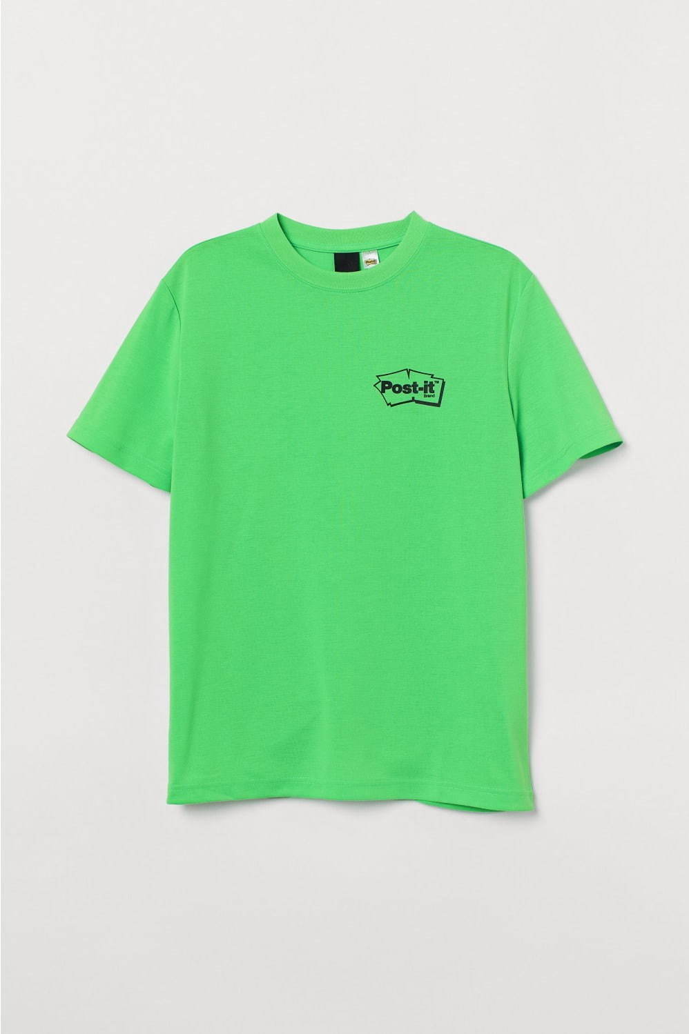 写真16 39 夏のコーデ必需品 メンズロゴtシャツ 特集 人気ブランドからおしゃれコラボまでおすすめを紹介 ファッションプレス 写真16 39 夏のコーデ必需品 メンズロゴtシャツ 特集 人気ブランドからおしゃれコラボまでおすすめを紹介 ファッションプレス