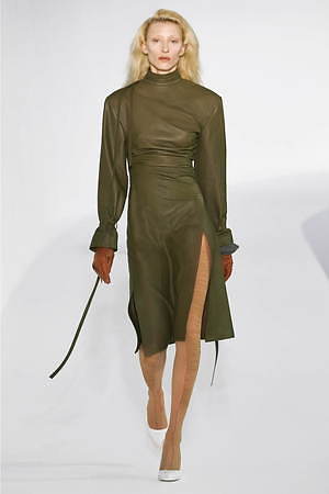 アクネ ストゥディオズ 19年秋冬ウィメンズコレクション - 破壊的な視点で再解釈したワードローブ｜写真36