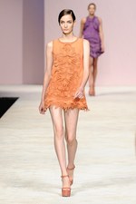 エルマンノ シェルヴィーノ 2013年春夏コレクション - 鮮やかな発色でつくるボーホーシック｜写真3