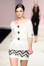 エルマンノ シェルヴィーノ 2013年春夏コレクション - 鮮やかな発色でつくるボーホーシック｜写真38