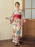アース ミュージック＆エコロジーやコエなどの新作浴衣、アンティーク調花柄や菊の古典柄｜写真1