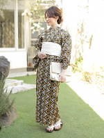 アース ミュージック＆エコロジーやコエなどの新作浴衣、アンティーク調花柄や菊の古典柄｜写真9