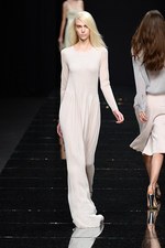 アンテプリマ(ANTEPRIMA) 2013年春夏コレクション - 自信に満ちた輝く女性の魅力を表現｜写真43