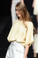 アンテプリマ(ANTEPRIMA) 2013年春夏コレクション - 自信に満ちた輝く女性の魅力を表現｜写真47