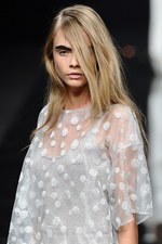 アンテプリマ(ANTEPRIMA) 2013年春夏コレクション - 自信に満ちた輝く女性の魅力を表現｜写真63