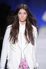 ジャストカヴァリ 2013年春夏コレクション - 深い海の世界をロックに表現｜写真2