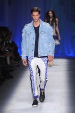 ジャストカヴァリ 2013年春夏コレクション - 深い海の世界をロックに表現｜写真15