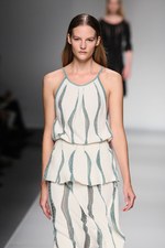 ブルマリン(BLUMARINE) 2013年春夏コレクション - きらめきに包まれた虹色フェミニティ｜写真50