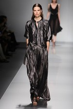 ブルマリン(BLUMARINE) 2013年春夏コレクション - きらめきに包まれた虹色フェミニティ｜写真57