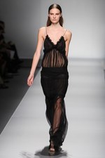 ブルマリン(BLUMARINE) 2013年春夏コレクション - きらめきに包まれた虹色フェミニティ｜写真61
