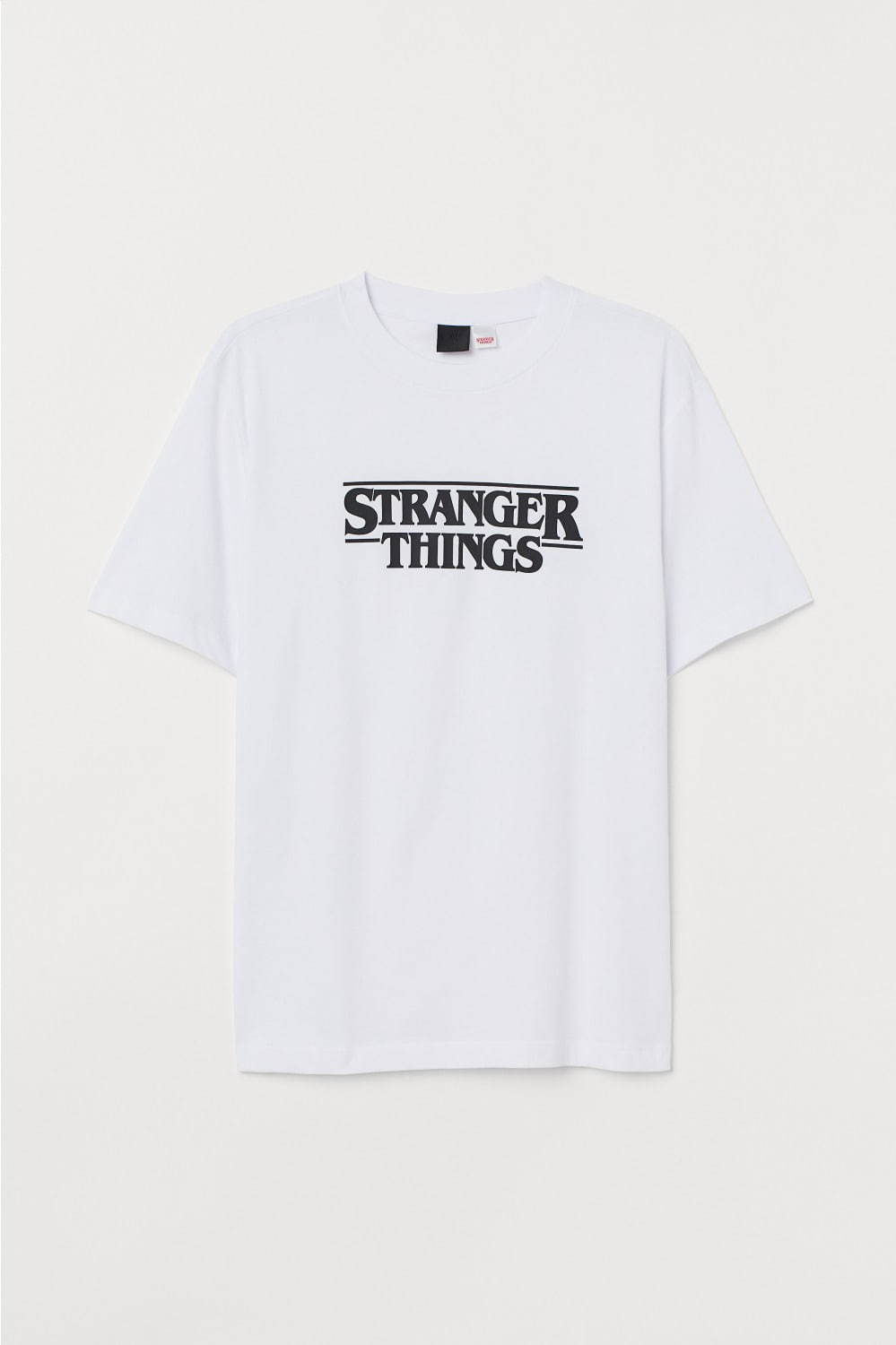 H&M×人気ドラマ『ストレンジャー・シングス』作品の世界観を落とし込ん 