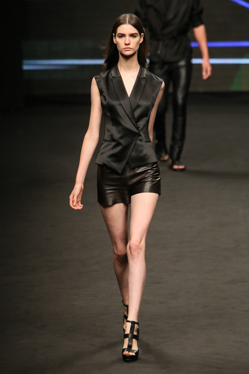 C'N'C コスチューム ナショナル(C'N'C CoSTUME NATIONAL) 2013年春夏ウィメンズコレクション シルエット - 写真29