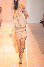 ヴェルサーチ(VERSACE) 2013年春夏コレクション - 夏の太陽が似合う、ロックセクシー｜写真48