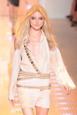ヴェルサーチ(VERSACE) 2013年春夏コレクション - 夏の太陽が似合う、ロックセクシー｜写真49