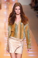 ヴェルサーチ(VERSACE) 2013年春夏コレクション - 夏の太陽が似合う、ロックセクシー｜写真56