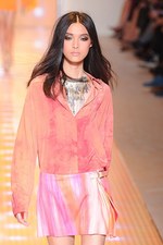 ヴェルサーチ(VERSACE) 2013年春夏コレクション - 夏の太陽が似合う、ロックセクシー｜写真61