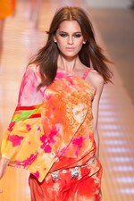 ヴェルサーチ(VERSACE) 2013年春夏コレクション - 夏の太陽が似合う、ロックセクシー｜写真65