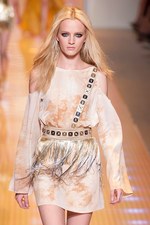 ヴェルサーチ(VERSACE) 2013年春夏コレクション - 夏の太陽が似合う、ロックセクシー｜写真73