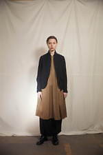 スズキタカユキ 2019年秋冬コレクション - 乾いた砂の大地から生まれるもの｜写真28