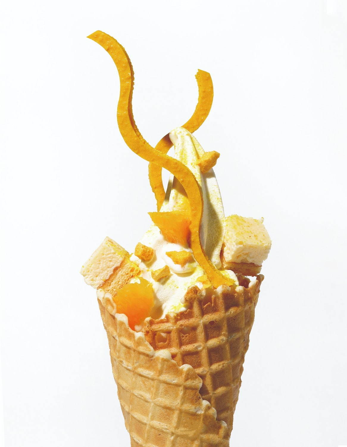 ピエール・エルメ・パリ青山の夏季限定ソフトクリーム、抹茶やマンゴー風味など6種が月替わりで｜写真3