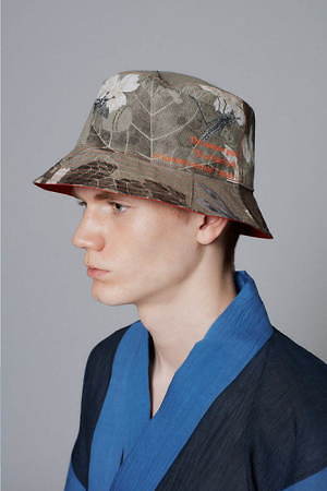 夏コーデにプラスしたい メンズ帽子 特集 人気ブランドのおしゃれキャップ ハット ファッションプレス