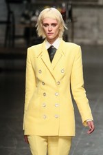 トラサルディ 2013年春夏コレクション - ニューヨークでの休暇を楽しむアクティブウーマン｜写真5