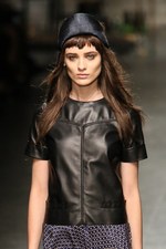 トラサルディ 2013年春夏コレクション - ニューヨークでの休暇を楽しむアクティブウーマン｜写真58