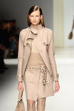 サルヴァトーレ フェラガモ 2013年春夏コレクション - 厳格さと優しさを内面に秘めて｜写真9