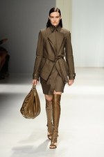 サルヴァトーレ フェラガモ 2013年春夏コレクション - 厳格さと優しさを内面に秘めて｜写真13