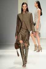 サルヴァトーレ フェラガモ 2013年春夏コレクション - 厳格さと優しさを内面に秘めて｜写真41