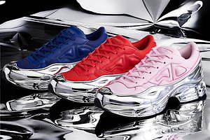 アディダス バイ ラフ・シモンズ「RS オズウィーゴ」ミラー仕上げの新ユニセックススニーカー