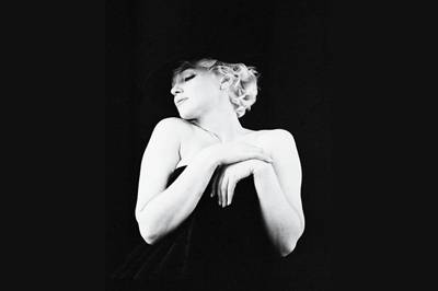 マリリン・モンローとM・A・Cがコラボ！マリリンの魅惑フェイスになれるリップからネイルカラーまで