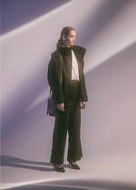 ハトラ 2019-20年秋冬コレクション - 中庸な存在としてのグレー、分類できない“谷の形”｜写真19