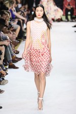 ミッソーニ 2013年春夏コレクション - 光のオーラで包まれたファンタジックリアルクローズ｜写真28