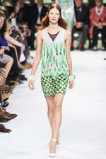 ミッソーニ 2013年春夏コレクション - 光のオーラで包まれたファンタジックリアルクローズ｜写真36