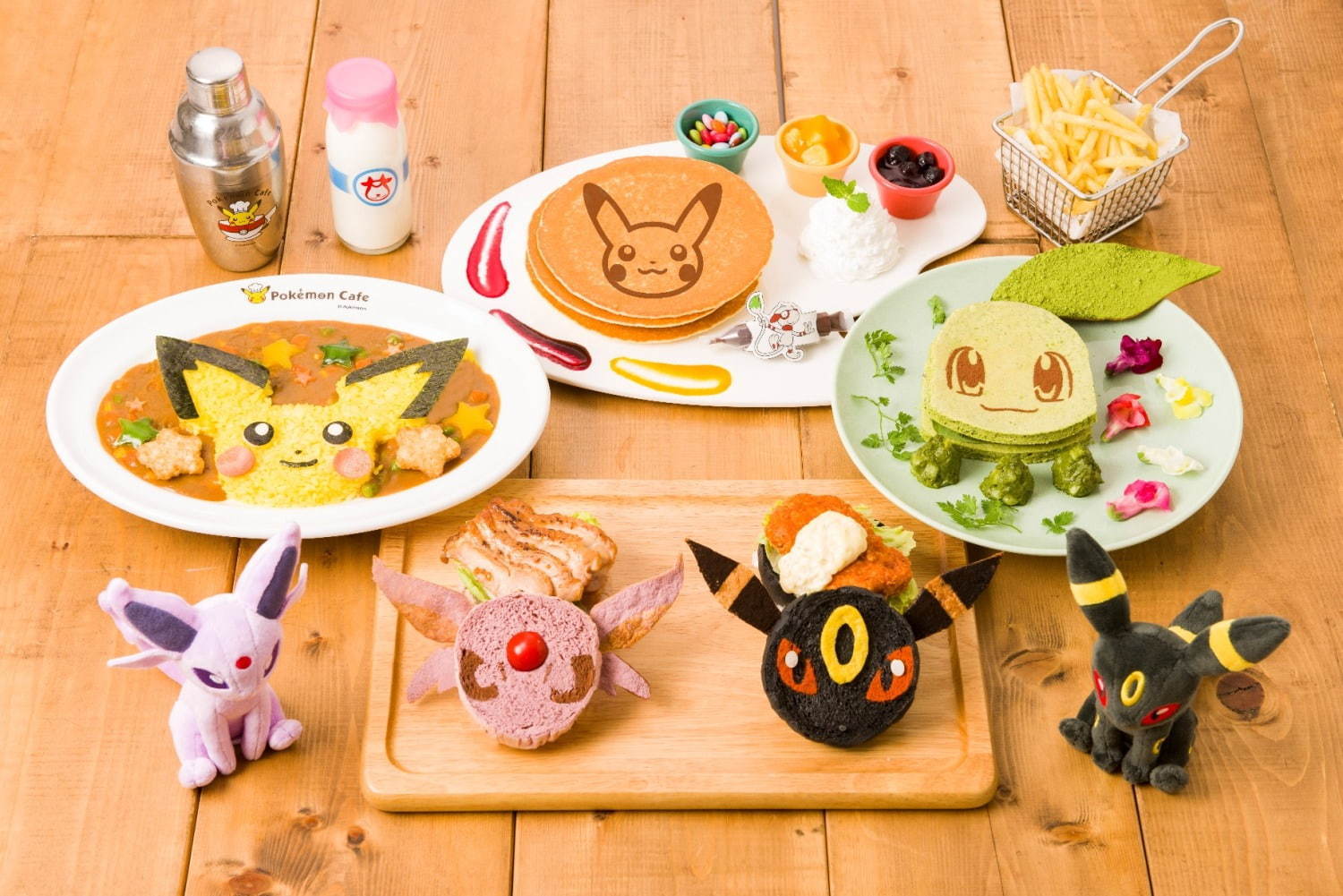 ポケモンカフェからエーフィ ブラッキーのチキンバーガー 金 銀のポケモンが限定メニューに ファッションプレス