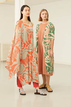 プリーツ プリーズ イッセイ ミヤケ(PLEATS PLEASE ISSEY MIYAKE) 2019-20年秋冬ウィメンズコレクション  - 写真2