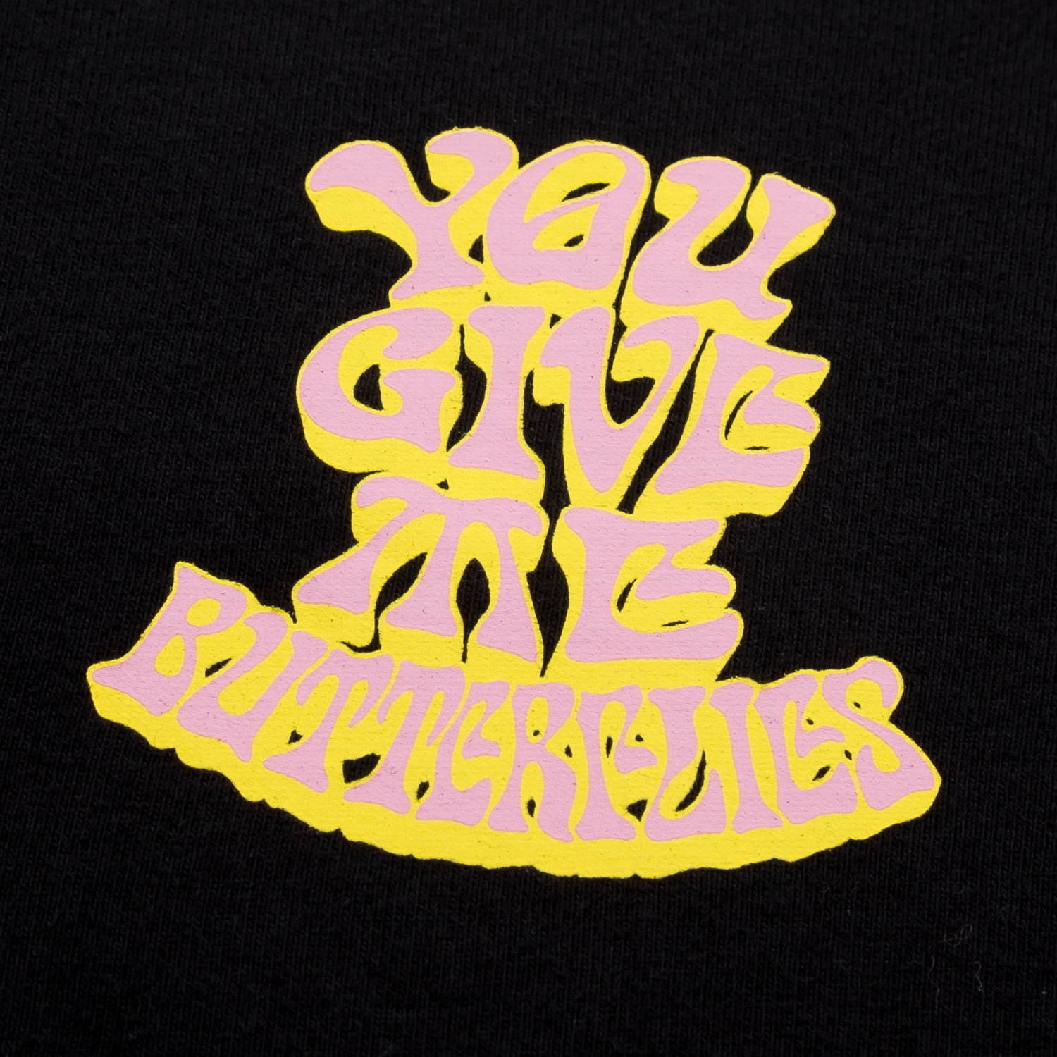 ユニクロut Girls Don T Cry ヴェルディのグラフィックを乗せたワンピース ファッションプレス ユニクロut Girls Don T Cry ヴェルディのグラフィックを乗せたワンピース ファッションプレス
