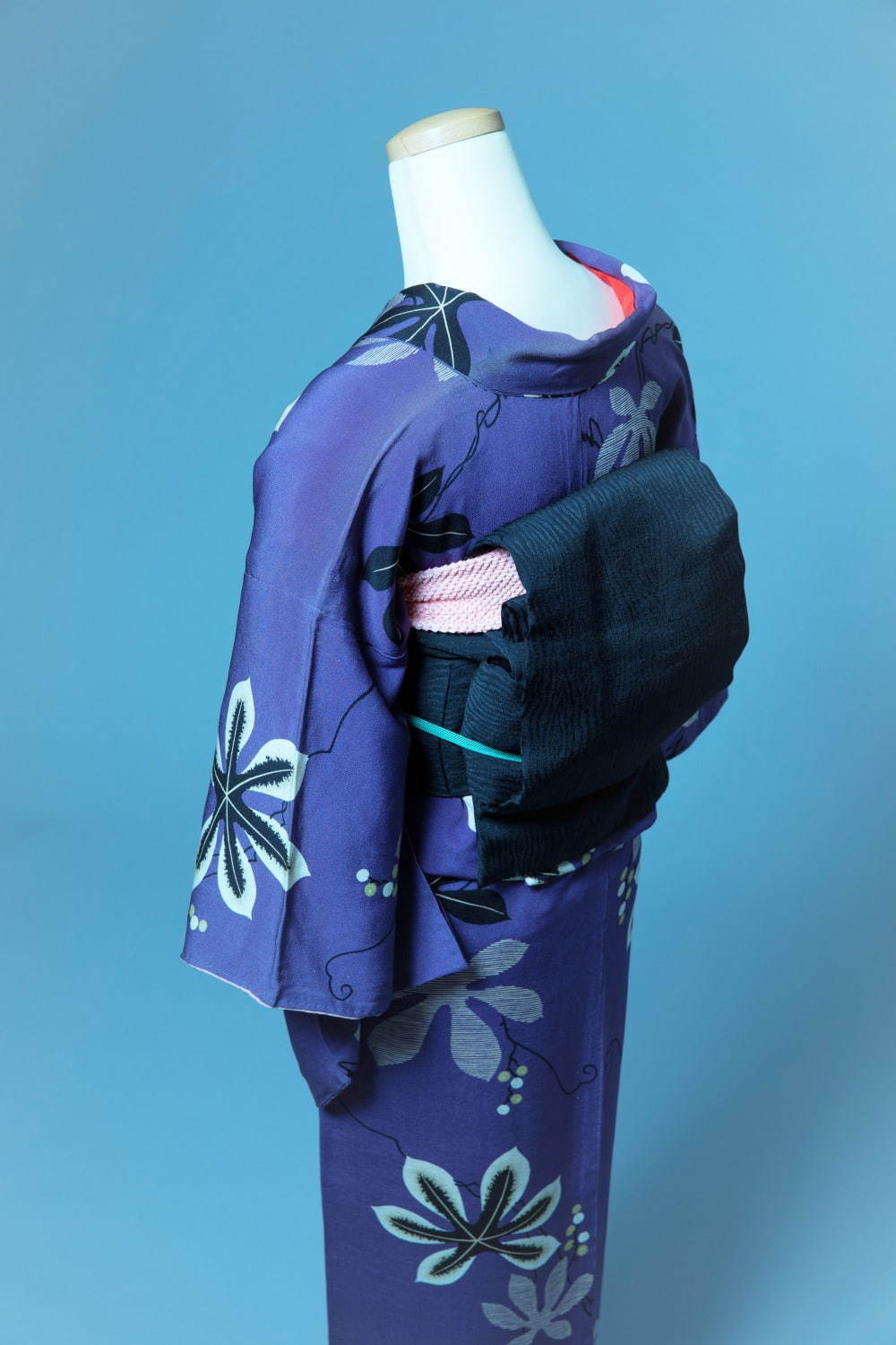 展覧会「アンティーク着物万華鏡」竹久夢二・弥生美術館で、戦前の文学から着物コーディネートを学ぶ｜写真5