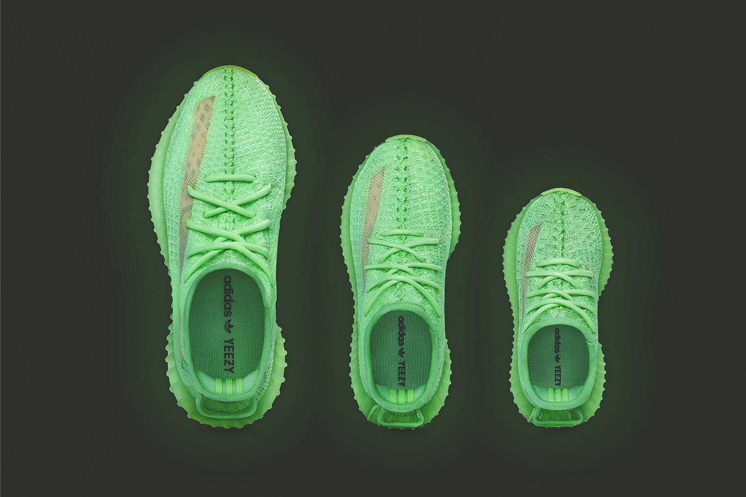 アディダス(adidas) YEEZY BOOST｜写真1